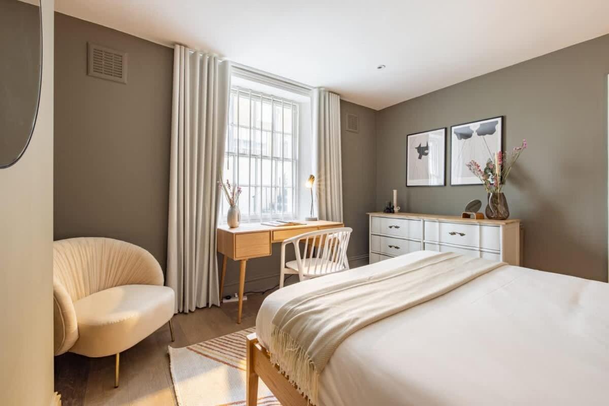 The Paddington Flat - Modern 2bdr With Patio London