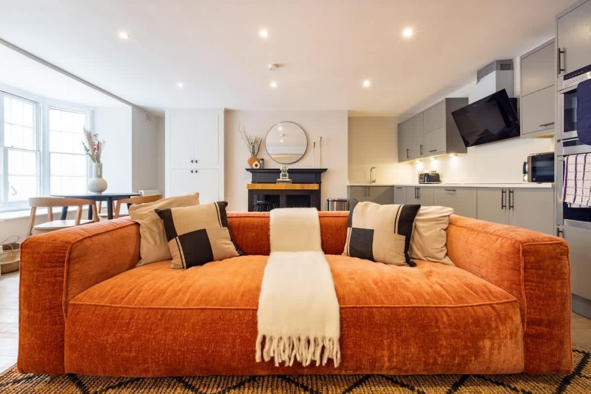 Apartment The Paddington Flat - Modern 2bdr With Patio London