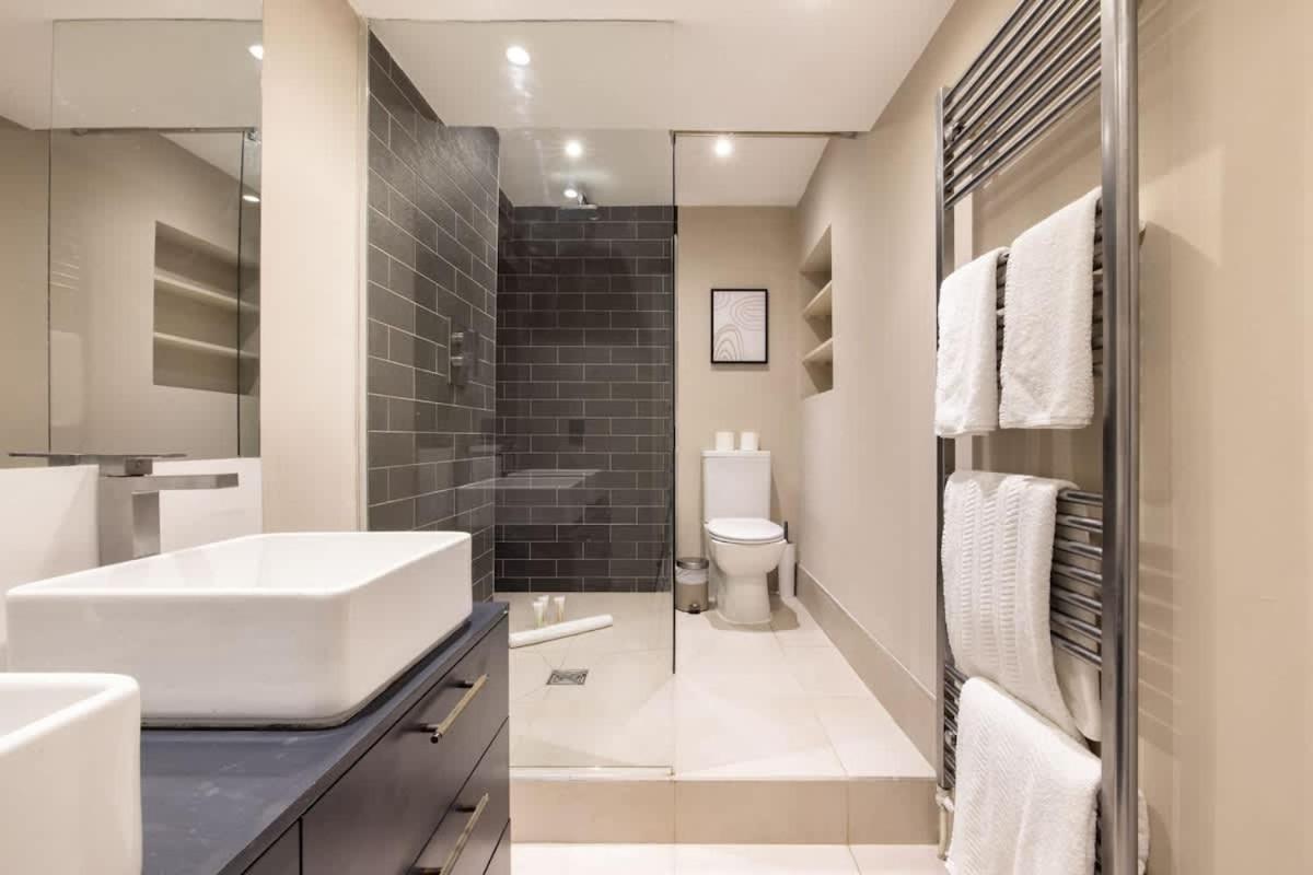 The Paddington Flat - Modern 2bdr With Patio * London