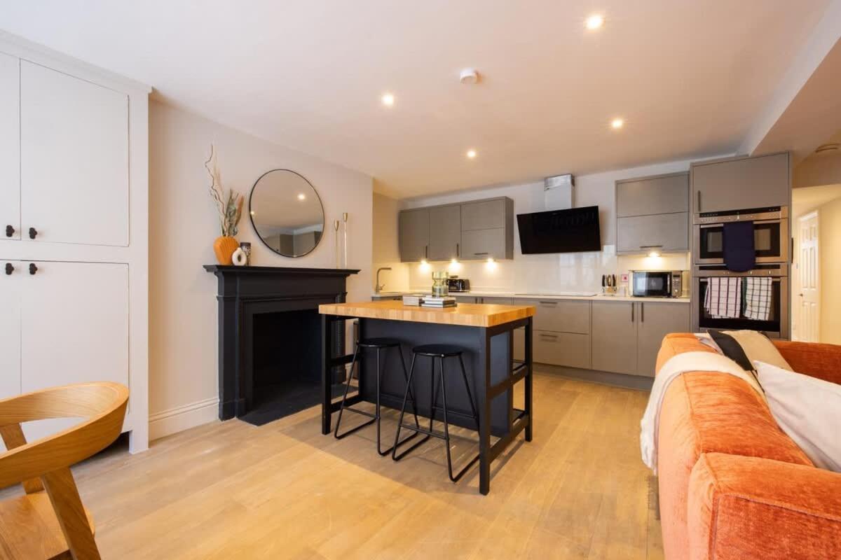 The Paddington Flat - Modern 2bdr With Patio